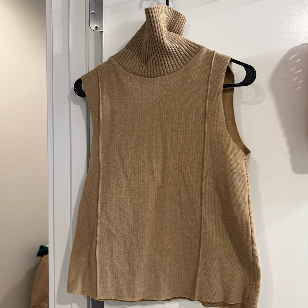 Zara Tan Turtleneck Sleveless Sweater Size Small